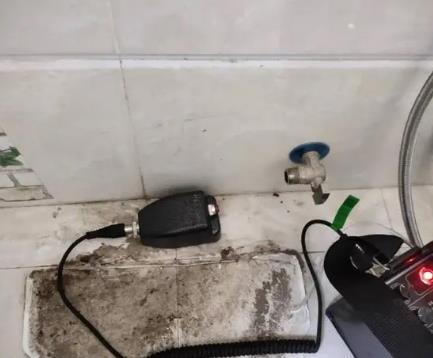 开州屋顶漏水维修公司分享下卫生间漏水的危害及解决方法
